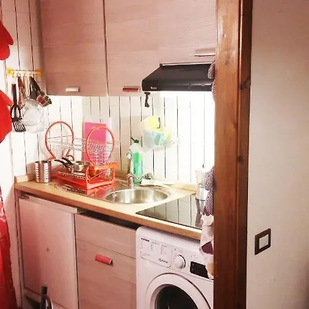 Singlin Apartment