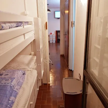 Apartment Singlin *
